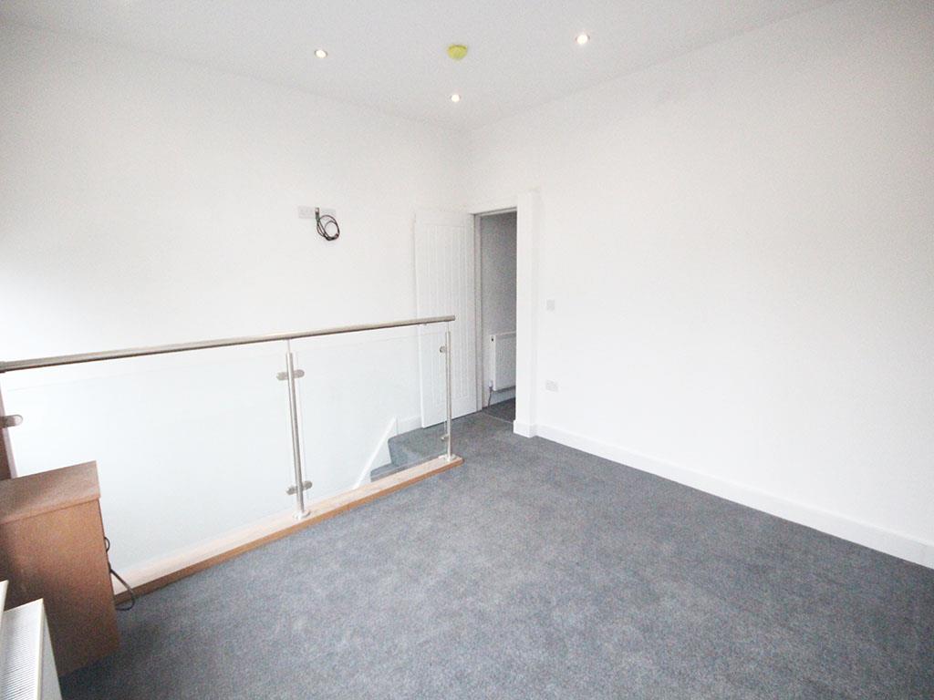 3 bedroom terraced house To Let in Barnoldswick - IMG_3595.jpg
